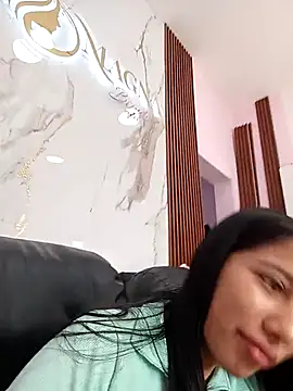 Amelia Rivas online show from October 22, 2025, 7:02 pm