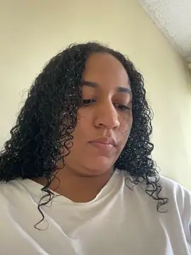 Snapshot of jesicamonroe44 chatting on October 17, 2025, 12:52 pm jesicamonroe44 online show from October 17, 2025, 12:52 pm