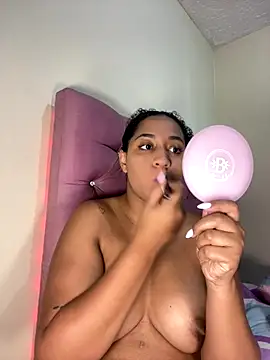 Snapshot of jesicamonroe44 chatting on December 18, 2025, 1:28 pm jesicamonroe44 online show from December 18, 2025, 1:28 pm