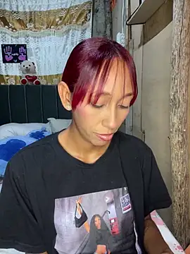 Zasha Romero online show from December 16, 2025, 5:01 am