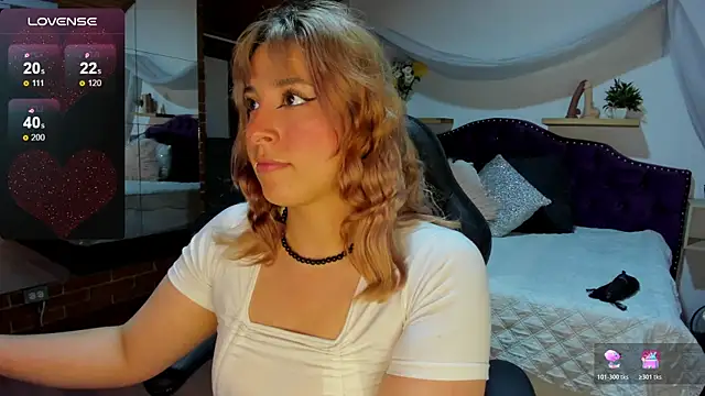 Snapshot of sophialyh_1 chatting on October 30, 2025, 12:39 pm sophialyh 1 online show from October 30, 2025, 12:39 pm