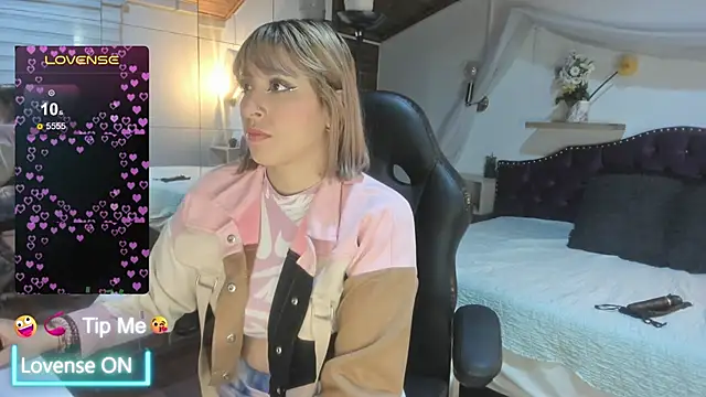 Snapshot of sophialyh_1 chatting on February 25, 2026, 12:37 pm sophialyh 1 online show from February 25, 2026, 12:37 pm