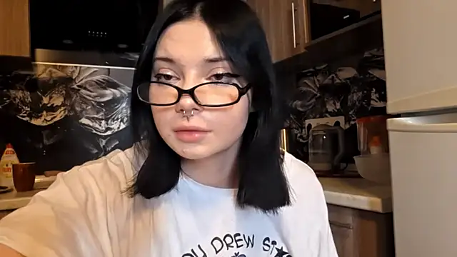 Beeping Creature online show from January 6, 2026, 7:12 am