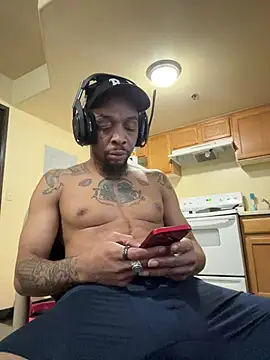 Snapshot of thefreakscomeoutatnight chatting on February 23, 2026, 11:02 pm thefreakscomeoutatnight online show from February 23, 2026, 11:02 pm