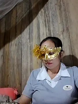 Tuyet xx online show from October 18, 2025, 2:14 am