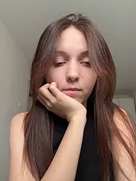 monnymoon online show from October 13, 2025, 6:46 am