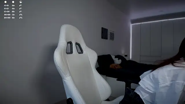 monnymoon online show from November 13, 2025, 7:51 am