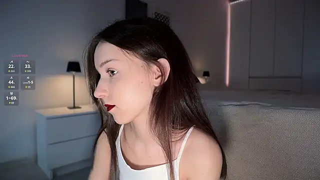 monnymoon online show from November 19, 2025, 4:45 am