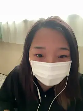 Snapshot of RAIMU_gcup chatting on September 29, 2025, 6:51 am RAIMU gcup online show from September 29, 2025, 6:51 am