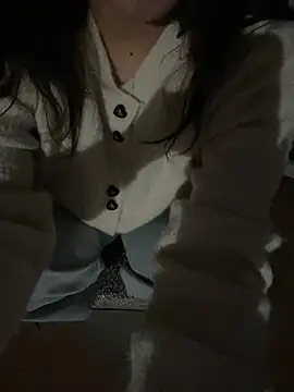 Snapshot of lee_ly chatting on March 11, 2026, 12:00 pm lee ly online show from March 11, 2026, 12:00 pm