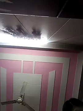 Snapshot of Tanya-905 chatting on March 1, 2026, 5:37 pm Tanya-905 online show from March 1, 2026, 5:37 pm