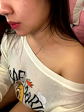 Gina999 online show from November 18, 2025, 4:22 pm