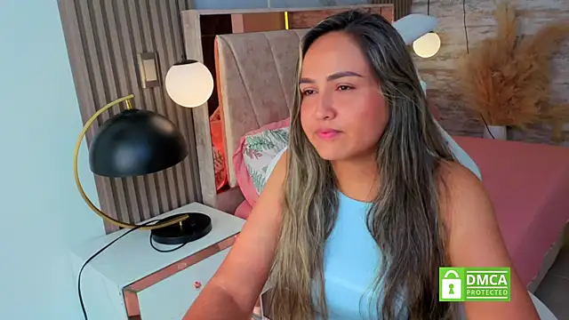 lila cute1 online show from December 16, 2025, 1:49 pm