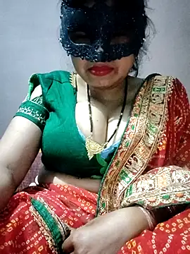 Snapshot of Hot__bhabhi_99 chatting on February 5, 2026, 4:39 am Hot bhabhi 99 online show from February 5, 2026, 4:39 am