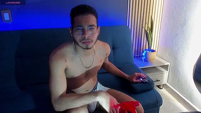 Snapshot of Jaybrown__1 chatting on December 18, 2025, 2:17 am Jaybrown 1 online show from December 18, 2025, 2:17 am