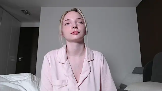 jessicahbelle online show from May 10, 2026, 12:27 am