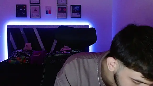 Sebasxxl12 online show from October 14, 2025, 1:45 pm