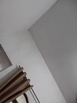 misteriosabb000 online show from December 17, 2025, 9:04 am