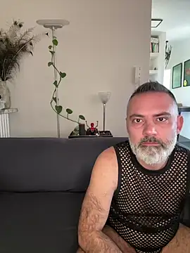 WildFlame2525 online show from December 14, 2025, 10:53 am