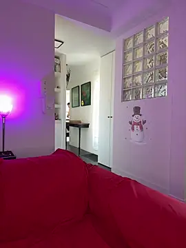 WildFlame2525 online show from December 15, 2025, 1:59 pm