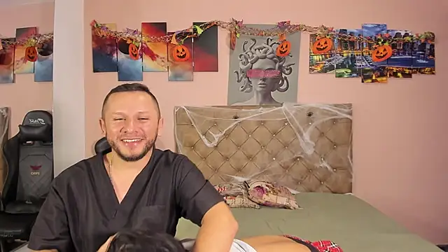 scarlett vex online show from October 31, 2025, 10:22 pm