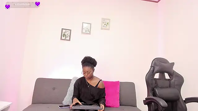 staicy26 online show from May 20, 2026, 2:12 pm