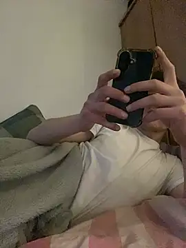 Snapshot of UnitedMap1 chatting on March 18, 2026, 12:03 am UnitedMap1 online show from March 18, 2026, 12:03 am