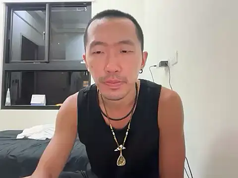 Snapshot of mrcaiziv chatting on October 18, 2025, 1:23 pm mrcaiziv online show from October 18, 2025, 1:23 pm