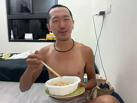 Snapshot of mrcaiziv chatting on October 20, 2025, 6:19 pm mrcaiziv online show from October 20, 2025, 6:19 pm