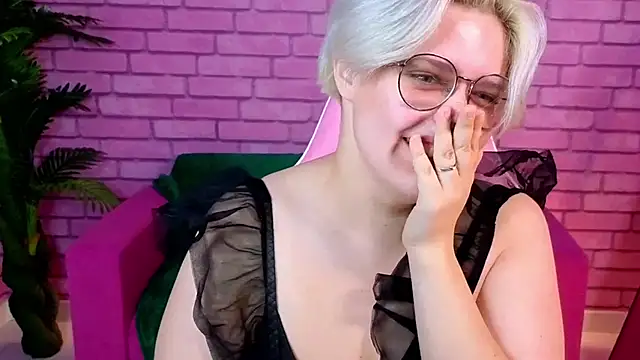 DominiqueSweetie online show from October 16, 2025, 9:21 am