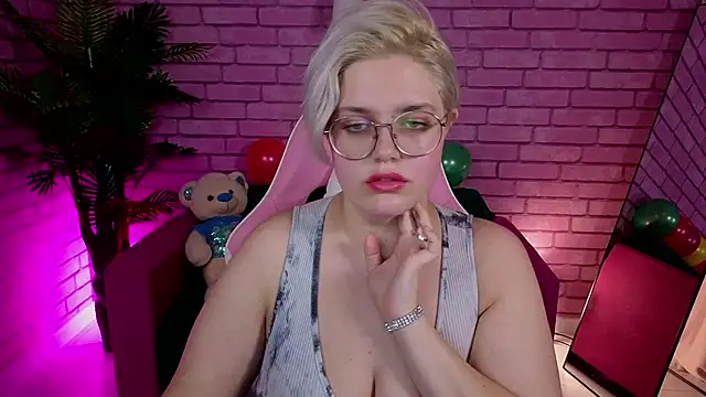 DominiqueSweetie online show from November 26, 2025, 10:49 am