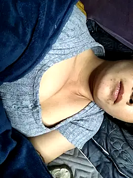 Snapshot of Suna-ny chatting on January 10, 2026, 1:24 pm Suna-ny online show from January 10, 2026, 1:24 pm