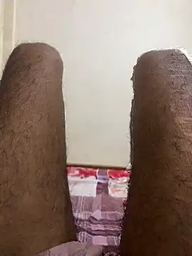 mallu-booy online show from September 28, 2025, 2:22 pm