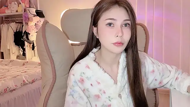 Snapshot of Titi-175 chatting on March 7, 2026, 9:50 am Titi-175 online show from March 7, 2026, 9:50 am