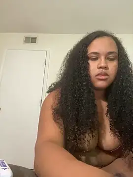 nicolette356 online show from December 16, 2025, 1:43 am