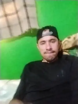 Snapshot of pipe2657 chatting on December 18, 2025, 1:28 pm pipe2657 online show from December 18, 2025, 1:28 pm