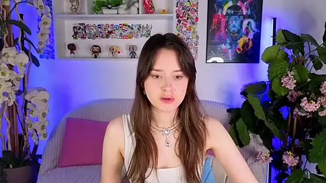 Snapshot of EvaSwen chatting on October 24, 2025, 9:55 pm EvaSwen online show from October 24, 2025, 9:55 pm