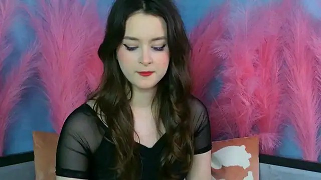 Snapshot of EvaSwen chatting on December 17, 2025, 9:54 pm EvaSwen online show from December 17, 2025, 9:54 pm