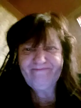 Apeesynka55211 online show from September 30, 2025, 6:51 am