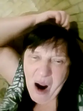 Apeesynka55211 online show from December 5, 2025, 7:54 pm