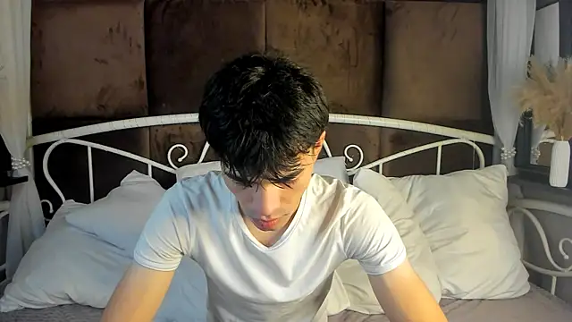 JaremyHarris online show from October 14, 2025, 9:04 pm