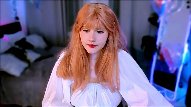 Snapshot of DelilahTaylor chatting on February 12, 2026, 9:54 pm DelilahTaylor online show from February 12, 2026, 9:54 pm