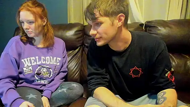 LoversUnleashedXO online show from October 20, 2025, 4:02 am