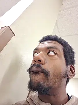 Snapshot of MrBigDickShow chatting on November 3, 2025, 6:20 pm MrBigDickShow online show from November 3, 2025, 6:20 pm