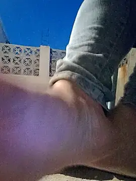 Snapshot of PutaAma420 chatting on October 7, 2025, 11:02 pm PutaAma420 online show from October 7, 2025, 11:02 pm