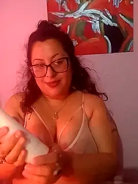 Snapshot of PutaAma420 chatting on November 23, 2025, 12:32 am PutaAma420 online show from November 23, 2025, 12:32 am