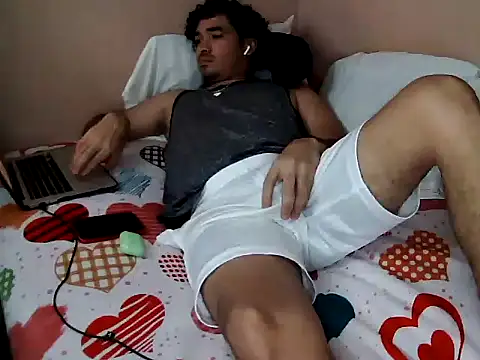 Snapshot of ThiagoDeseo chatting on October 17, 2025, 2:26 am ThiagoDeseo online show from October 17, 2025, 2:26 am