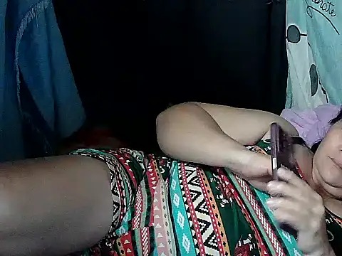 Snapshot of milagrose_rose chatting on March 24, 2026, 8:03 pm milagrose rose online show from March 24, 2026, 8:03 pm