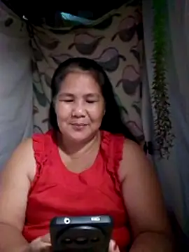 Snapshot of milagrose_rose chatting on April 5, 2026, 9:12 pm milagrose rose online show from April 5, 2026, 9:12 pm