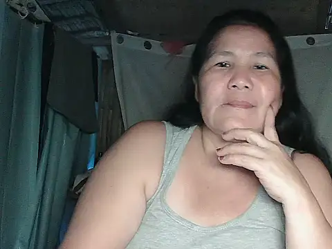 Snapshot of milagrose_rose chatting on April 9, 2026, 9:04 am milagrose rose online show from April 9, 2026, 9:04 am